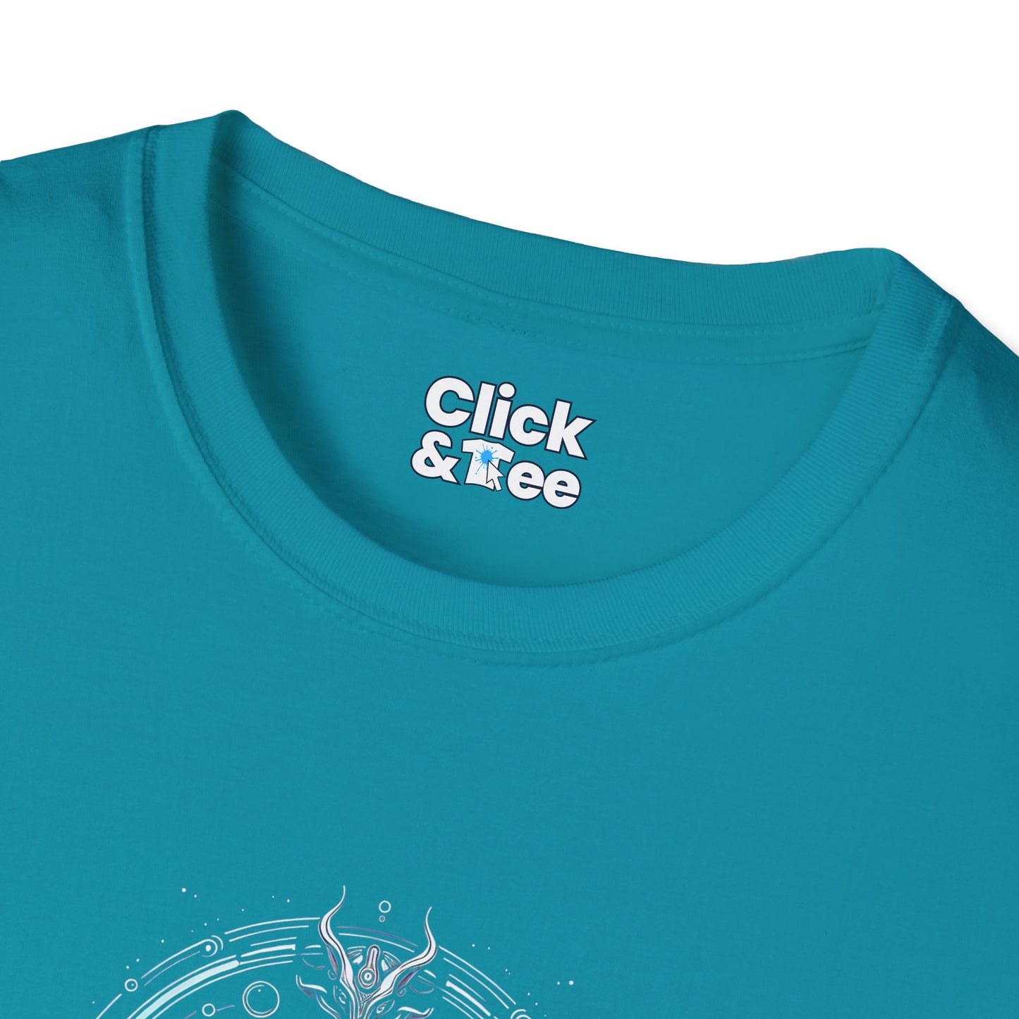 Unique T-Shirt - Mystical Robot Flying through the air - Fantasy Style T-Shirt