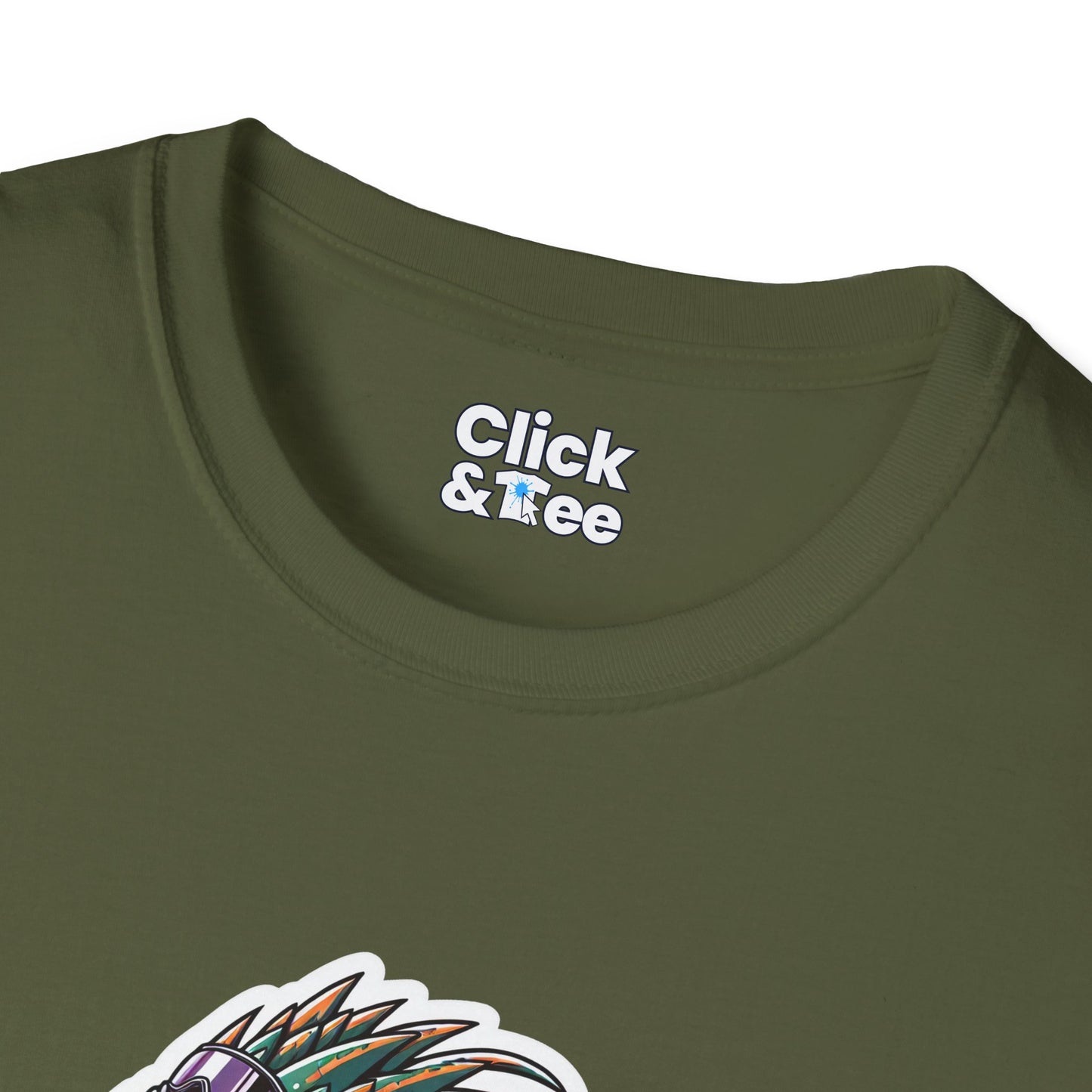 Unique T-Shirt - Heroic Lizard Snowboarder Flying through the air - Shonen Anime Style T-Shirt