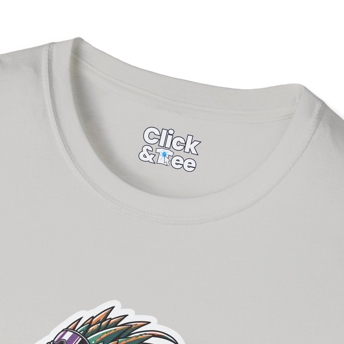 Unique T-Shirt - Heroic Lizard Snowboarder Flying through the air - Shonen Anime Style T-Shirt