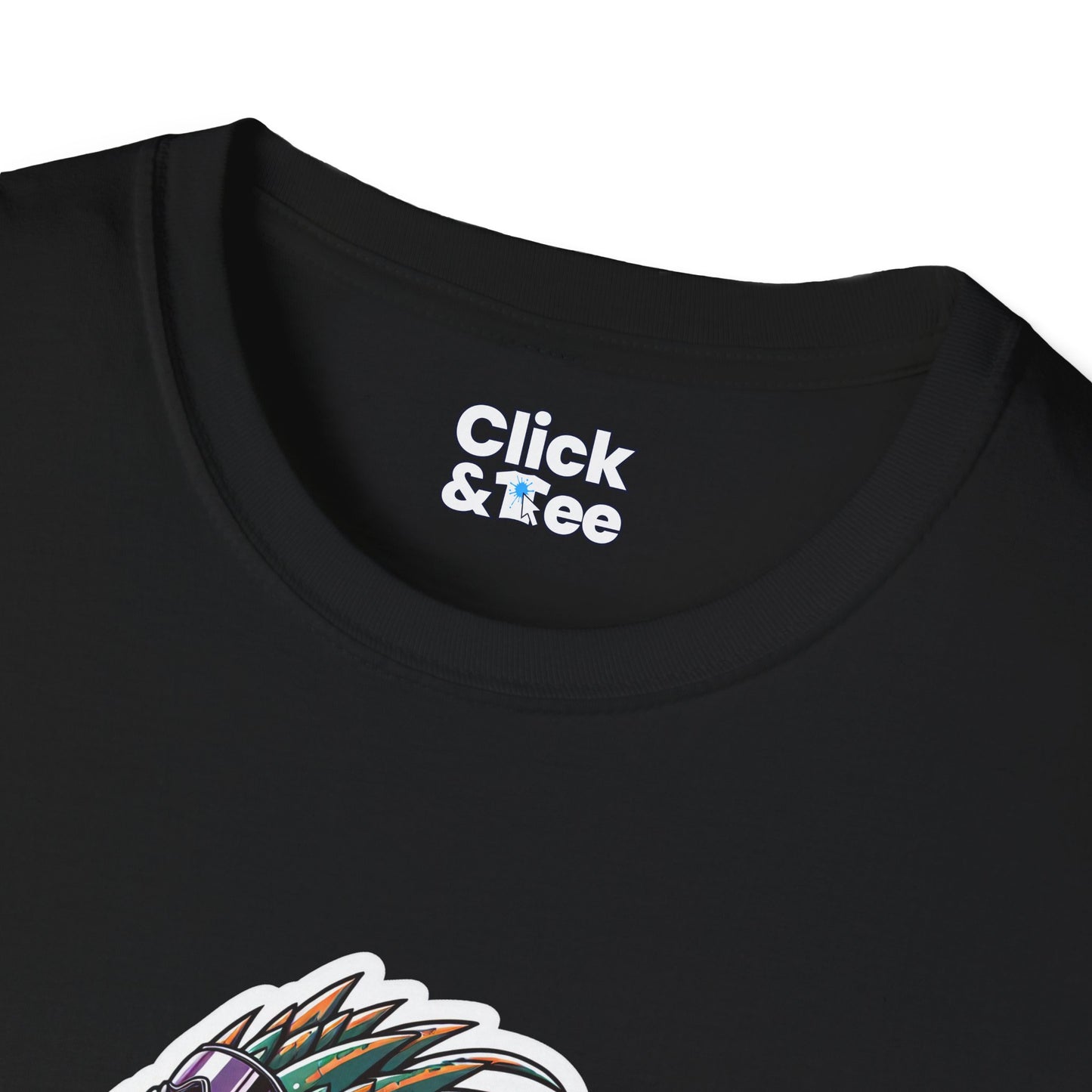 Unique T-Shirt - Heroic Lizard Snowboarder Flying through the air - Shonen Anime Style T-Shirt