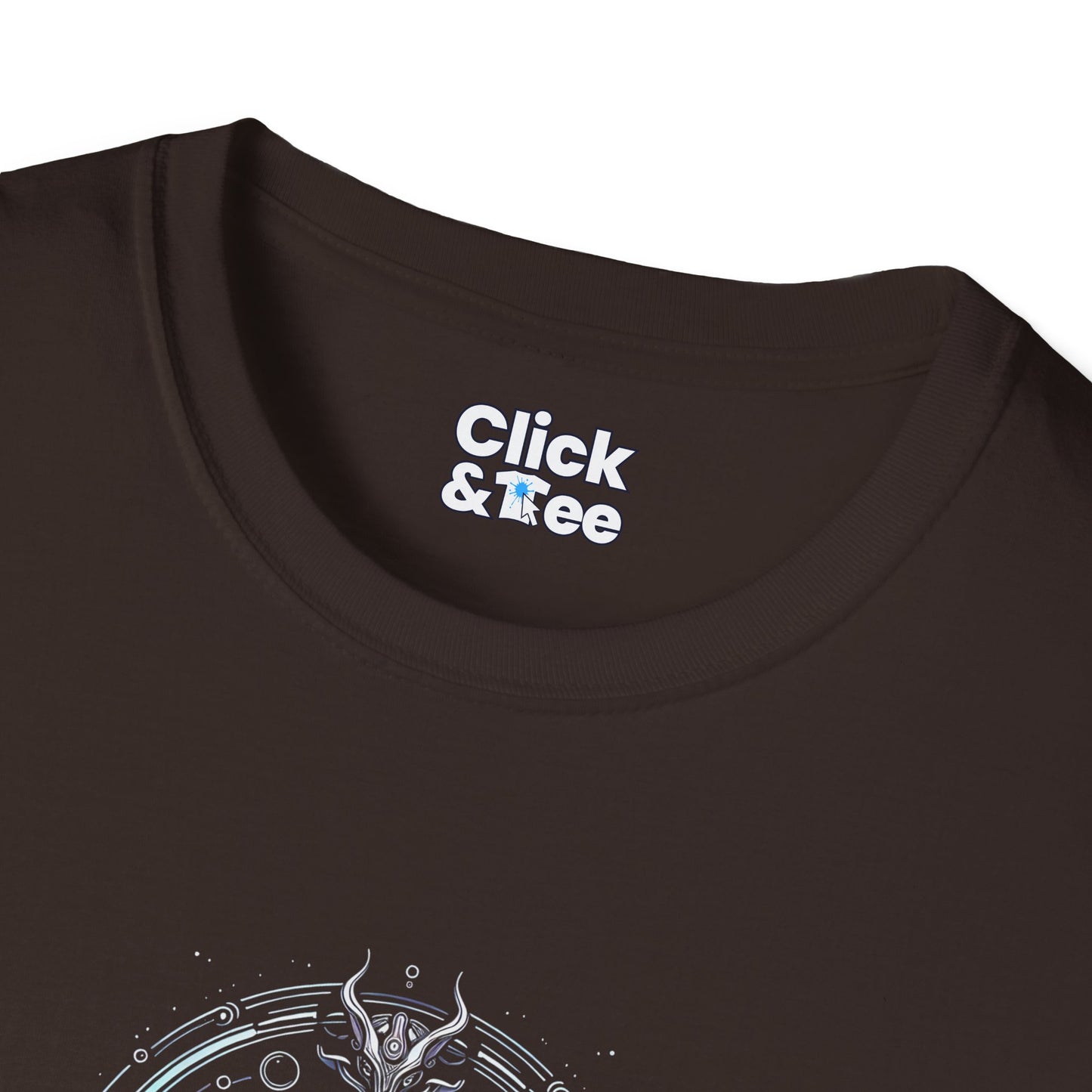 Unique T-Shirt - Mystical Robot Flying through the air - Fantasy Style T-Shirt