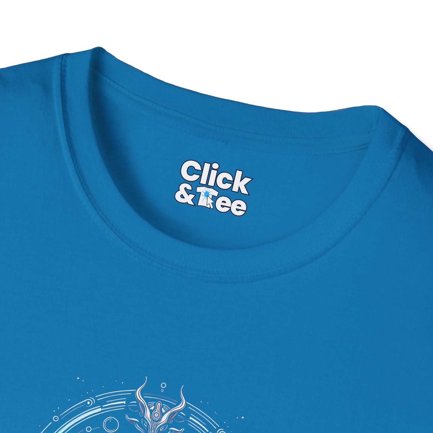 Unique T-Shirt - Mystical Robot Flying through the air - Fantasy Style T-Shirt