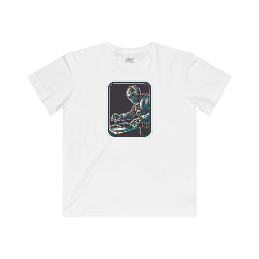 Kids Retro T-Shirt - Wild Retro Futuristic Robot DJing - Retro Style T-Shirt